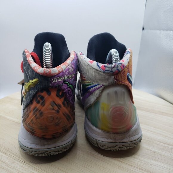 Kyrie Sneakers‎ Spongebob S2 CV0097-900 Kybrid 5 Youth Pineapple Women 6.5 - Picture 5 of 7